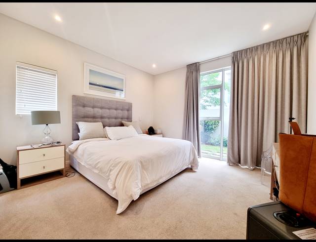 2 BEDROOM APARTMENT TO LET IN WAVERLEY